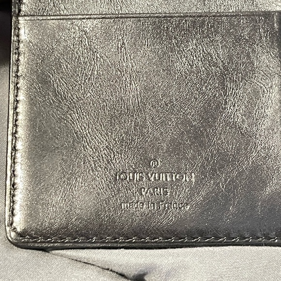 Louis Vuitton Long Wallet - Picture 3 of 5